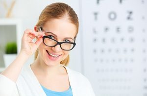 Как улучшить зрение самостоятельно?